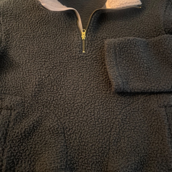 Old Navy 1/4 zip Small fleece - Picture 3 of 3